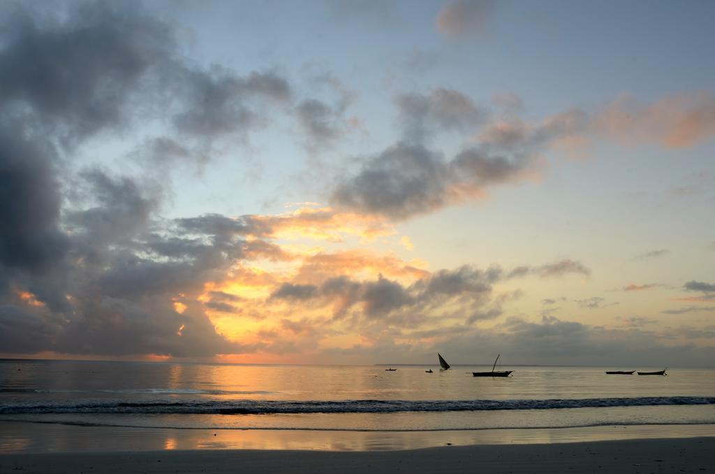 Kaure Sand Beach Lodge Uroa Dış mekan fotoğraf